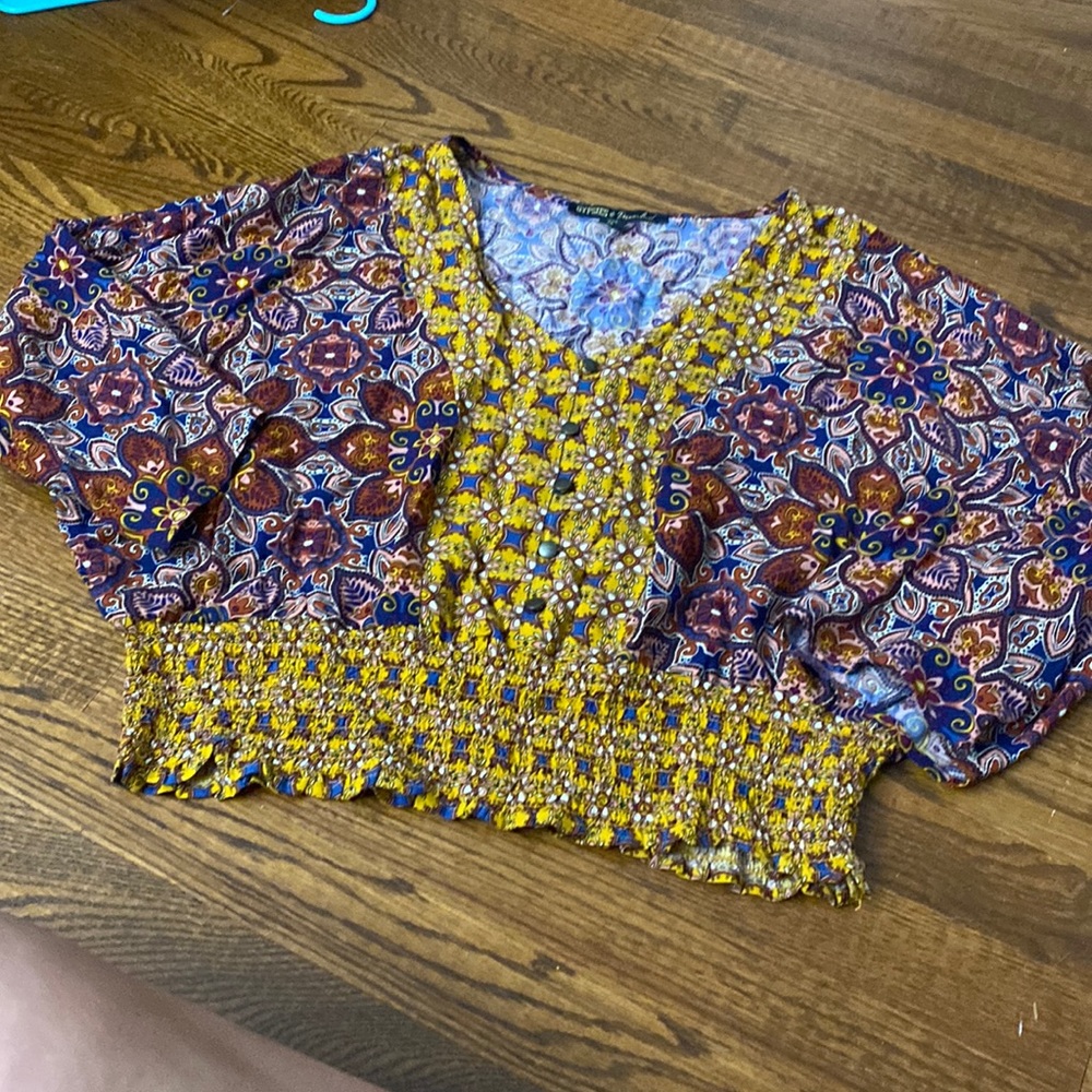 Patterned Crop Top - Picture 1 of 3